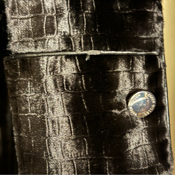 Karen Millen Black Glossy Faux Fur Trench Coat Silver Belted Lined Mob Wife - Picture 8 of 17